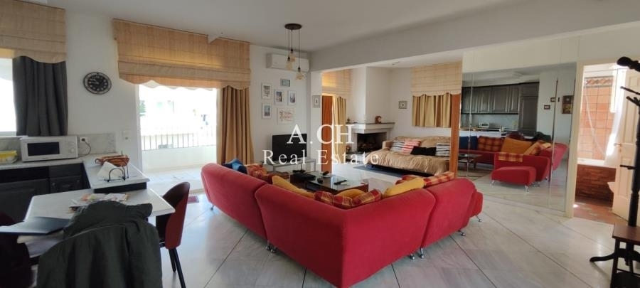 (For Sale) Residential Apartment || East Attica/Vari-Varkiza - 76 Sq.m, 1 Bedrooms, 320.000€ 