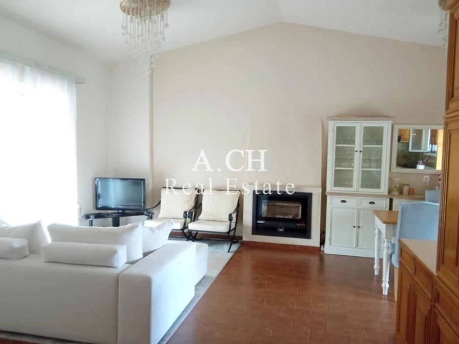 (For Sale) Residential Detached house || East Attica/Saronida - 153 Sq.m, 4 Bedrooms, 800.000€ 